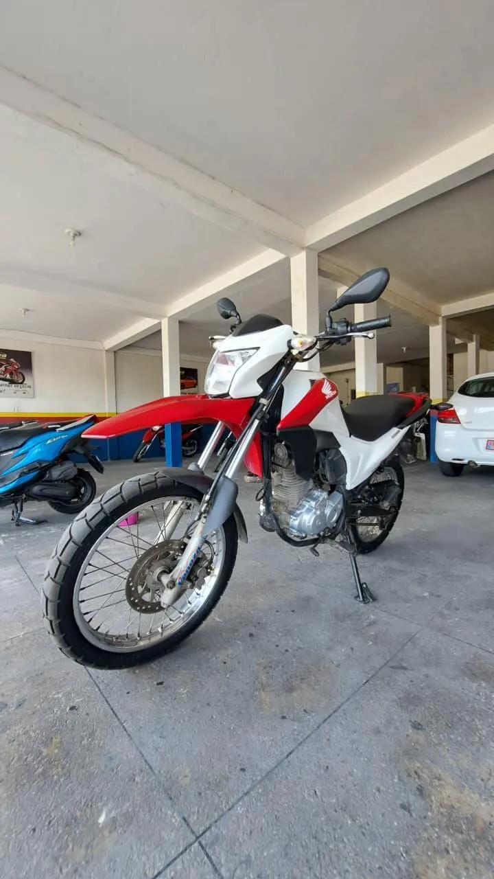 HONDA BROS 160 ESDD FRENTE ESQUERDA